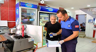 Ceyhan Belediyesi Zabıta Müdürlüğü’nden gıda güvenliği denetimi