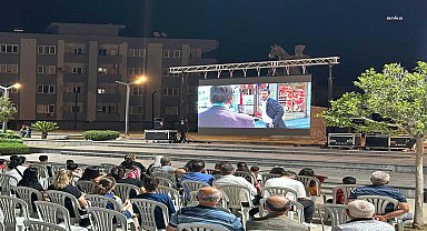 Ceyhan’da yaz akşamları film gösterimleriyle renkleniyor