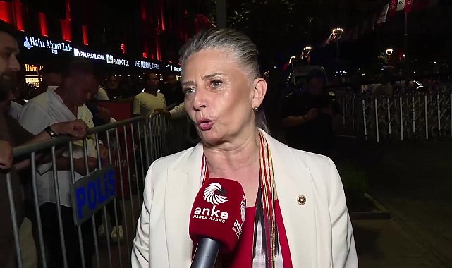 CHP'nin Millet İradesine Sahip Çıkıyor Mitingi... Trabzon Milletvekili Sibel Suiçmez: Trabzonlular hak, hukuk ve adalete bağlı olduklarını gösterdi