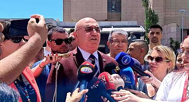 CHP Şanlıurfa Milletvekili Tanal İzmir Adliyesi’nde: “Suçta ve cezada eşitlik ilkesini istiyoruz, biz adil yargılama istiyoruz”