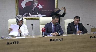 Çorum Valisi ile İl Genel Meclisi arasında önerge krizi: 