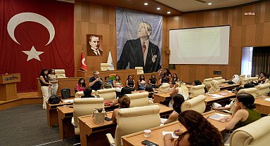 Çukurova Belediyesi'nden kreş öğretmenlerine iletişim becerileri eğitimi