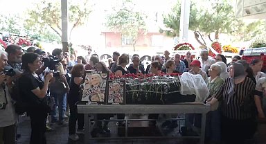 Cumartesi Anneleri’nin sembol ismi Emine Ocak, alkışlar ve zılgıtlar eşliğinde son yolculuğuna uğurlandı