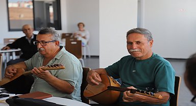 Eskişehir Büyükşehir Belediyesi Emek Kafe’de “Sağlıklı Yaş Alma Atölyeleri” devam ediyor