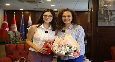 Genç hukukçudan Karşıyaka Belediye Başkanı Ünsal’a teşekkür ziyareti