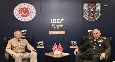 Genelkurmay Başkanı Gürak, IDEF 2025'te Macaristanlı mevkidaşı ve Birleşik Krallık HKK ile görüştü