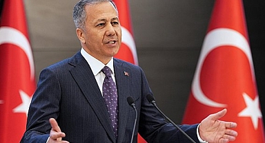 İçişleri Bakanı Ali Yerlikaya kırmızı bültenle aranan 8, ulusal seviyede aranan 1 suçlunun yakalandığını duyurdu