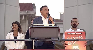 İmamoğlu, Bakırköy mitingine mesaj gönderdi: Yaptıkları her hukuksuzluk, kurdukları her kumpas, onları kaçınılmaz sonlarına daha hızlı yaklaştırıyor