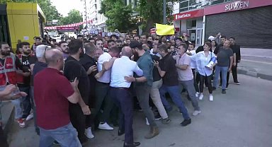 İmamoğlu'nun tutukluluğunu protesto eden CHP Ankara Gençlik Kolları'na polis müdahalesi