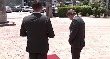 İmralı heyeti, Özgür Özel ile görüştü... Mithat Sancar: “Sürecin şimdiki aşamasında Meclis’in devreye girecek olması çok önemli”