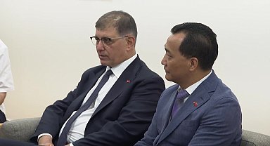 İzmir Büyükşehir Belediye Başkanı Tugay: Akıllı teknolojiler için iş birliği yapılabilir