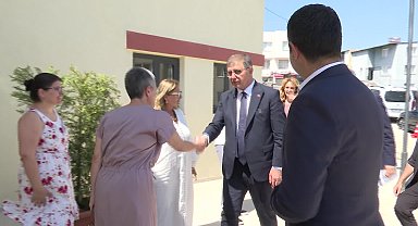 İzmir Büyükşehir Belediye Başkanı Tugay Engelli Çalışmaları Merkezi’ni ziyaret etti