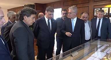 İzmir Büyükşehir Belediye Başkanı Tugay mobilya sektörünün geleceğine yön verecek formülleri anlattı