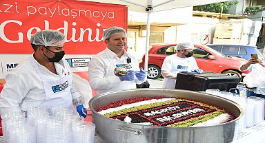 Kadıköy Belediyesi, beş gün boyunca ilçenin 21 mahallesinde aşure dağıtacak