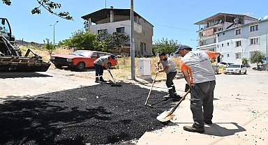 Karabağlar’da asfaltlama ve yol onarım çalışmaları aralıksız sürüyor