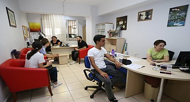 Karşıyaka Belediyesi’nden LGS öğrencilerine tercih desteği