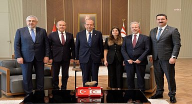 KKTC Cumhurbaşkanı Tatar, CHP Genel Başkan Yardımcısı Tan ve beraberindeki heyeti kabul etti