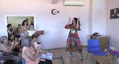 Konak’ta kahkaha yogası