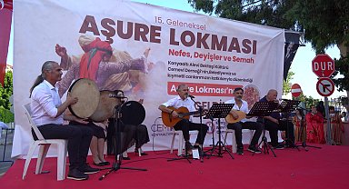 Konyaaltı Belediye Başkanı Kotan, aşure lokmasına katıldı