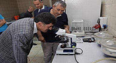Kütahya Belediye Başkanı Kahveci'den arıtma tesisi personeline ziyaret