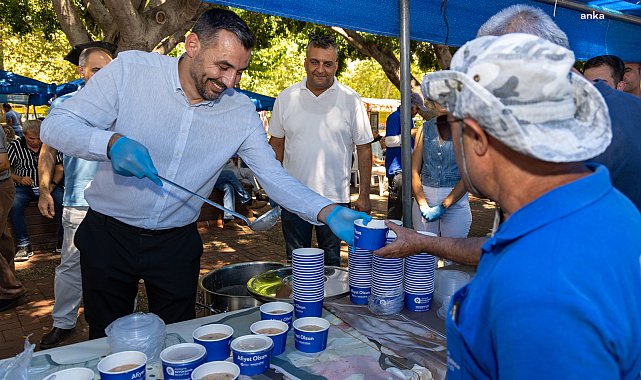 Manavgat Belediye Başkan Vekili Çiçek, aşure programlarında vatandaşlarla buluştu