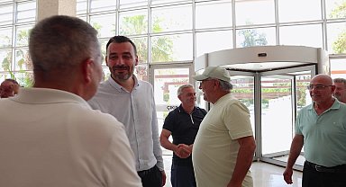 Manavgat Belediyesi Başkan Vekili Çiçek, muhtarlarla bir araya geldi