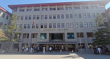 Manavgat Belediyesi'ne yönelik yürütülen soruşturmada aralarında belediye meclis üyesi Mehmet Tosak’ın da bulunduğu 6 kişi tutuklandı