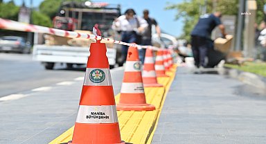 Manisa’da görme engelliler için ‘hissedilebilir zemin’ uygulaması sürüyor