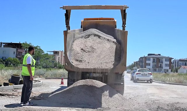 Manisa'nın Şehzadeler ilçesi Ahmet Bedevi Mahallesi’nde altyapı sorunları çözülüyor