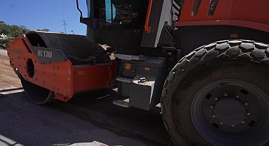 Mersin Büyükşehir Belediyesi’nden Silifke’nin Yeşilovacık Mahallesi’nde yol çalışması