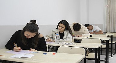 Mersin Büyükşehir Belediyesi YSK tercih döneminde de öğrencilerin yanında olacak 