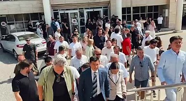 Muğla’da Marmaris Belediye Başkanı Ünlü'nün de yargılandığı protesto davasının ilk duruşma görüldü