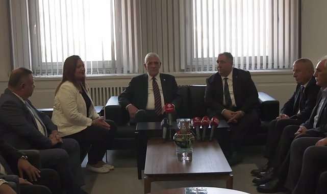 Müsavat Dervişoğlu'ndan Afyon'da gazileri ziyaret: “Onlara bu işleri konuşmak kolay geliyor. O duvarı badanalanmamış evin içinde olmak lazım işin aslını anlayabilmek için”