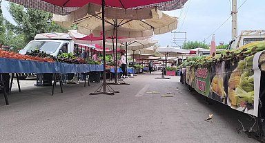 Osmaniye'de incirin tanesi 12 lira... Pazara alışverişe gelen vatandaş: 