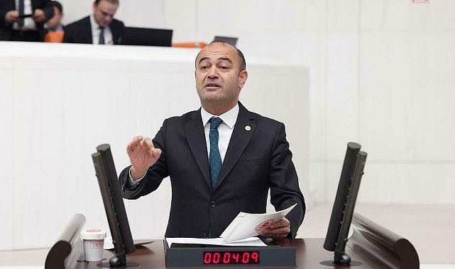 Özgür Karabat: