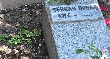 Pir Sultan Abdal Kültür Derneği, Madımak Katliamı’nda hayatını kaybedenleri andı: “Bu ve buna benzer tüm katliamların peşini bırakmayacağız”