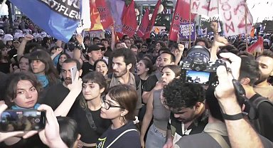 Saraçhane mitinginde arbede... CHP İstanbul Milletvekili Yunus Emre, 