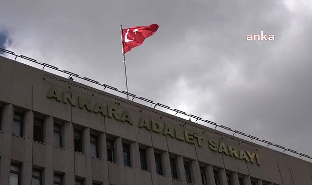 Sosyal medya platformu X'in yapay zeka sistemi Grok hakkında soruşturma başlatıldı, erişim engeli getirildi
