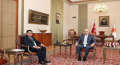 TBMM Başkanı Numan Kurtulmuş, Yeni Yol Partisi Grup Başkanı Bülent Kaya ile görüştü