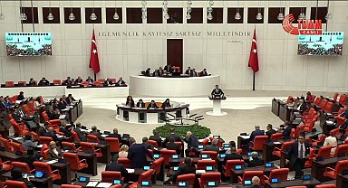 TBMM Genel Kurulu'nda AK Partili Varank ile CHP'li Başarır arasında 