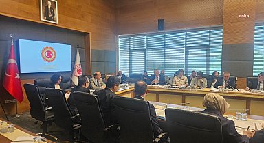TBMM Sağlık, Aile, Çalışma ve Sosyal İşler Komisyonu... Tıbbi kenevirin eczanelerde satılmasını öngören kanun teklifi kabul edildi