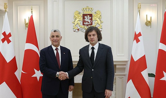 Ticaret Bakanı Bolat, Gürcistan Başbakanı Kobakhidze ile bir araya geldi: 5 milyar dolarlık hedefe ulaşmak için iş birliğini artıracağız