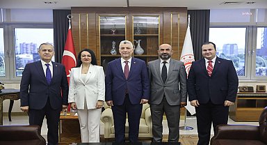 Ticaret Bakanı Ömer Bolat, TİSKO yönetimiyle bir araya geldi: