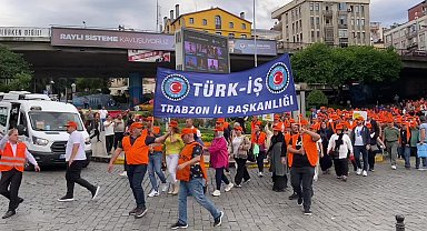 TÜRK-İŞ'ten Trabzon'da tabutlu eylem: İşçiyi tabuta koydunuz