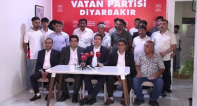 Vatan Partisi, terör örgütü PKK’lılara af kanunu önerisini Diyarbakır’da açıkladı… Vatan Partisi Genel Sekreteri Bursalı: Af, milletin birliğinin pekişmesi açısından gereklidir