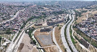 Yeşildere'de rekreasyon alanı için kamulaştırma ve yıkım çalışmaları sürüyor