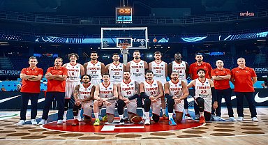 12 Dev Adam, Portekiz'i 95-54 mağlup ederek EuroBasket 2025'te son 16'yı garantiledi