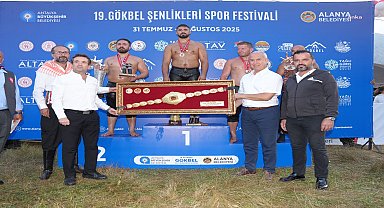 19. Geleneksel Gökbel Yağlı Pehlivan Güreşleri’nde altın kemer ikinci kez Enes Doğan’ın oldu