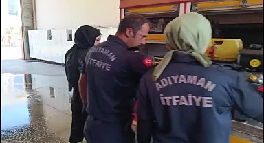 Adıyaman Belediyesi İtfaiye Müdürlüğü’nde staj yapan öğrenciler, 30 günlük eğitimlerini tamamladı