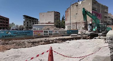 Adıyaman’ın Gölbaşı Caddesi’nde altyapı çalışmaları devam ediyor
